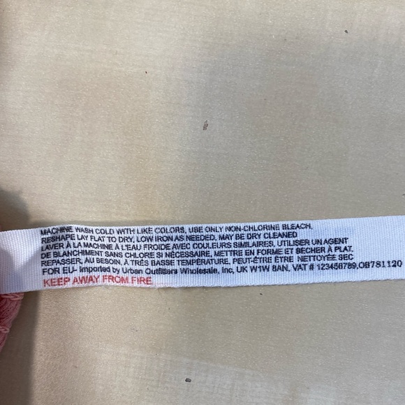 Free People It's A Cinch Crop Top 100% Cotton Smocked Sz Medium M Summer Casual - Picture 10 of 11